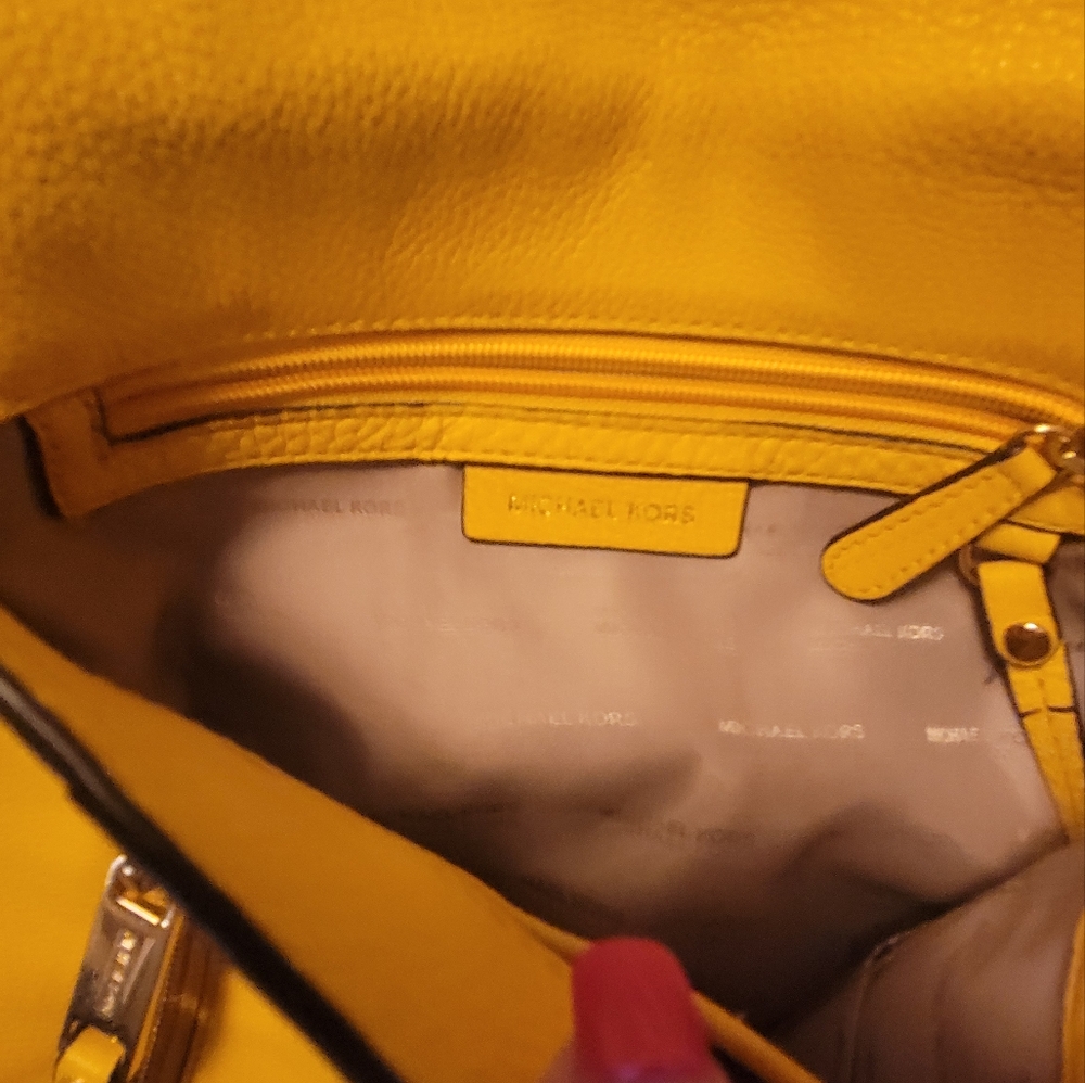 Michael Kors Yellow Leather Shoulder Bag - Picture 9 of 10